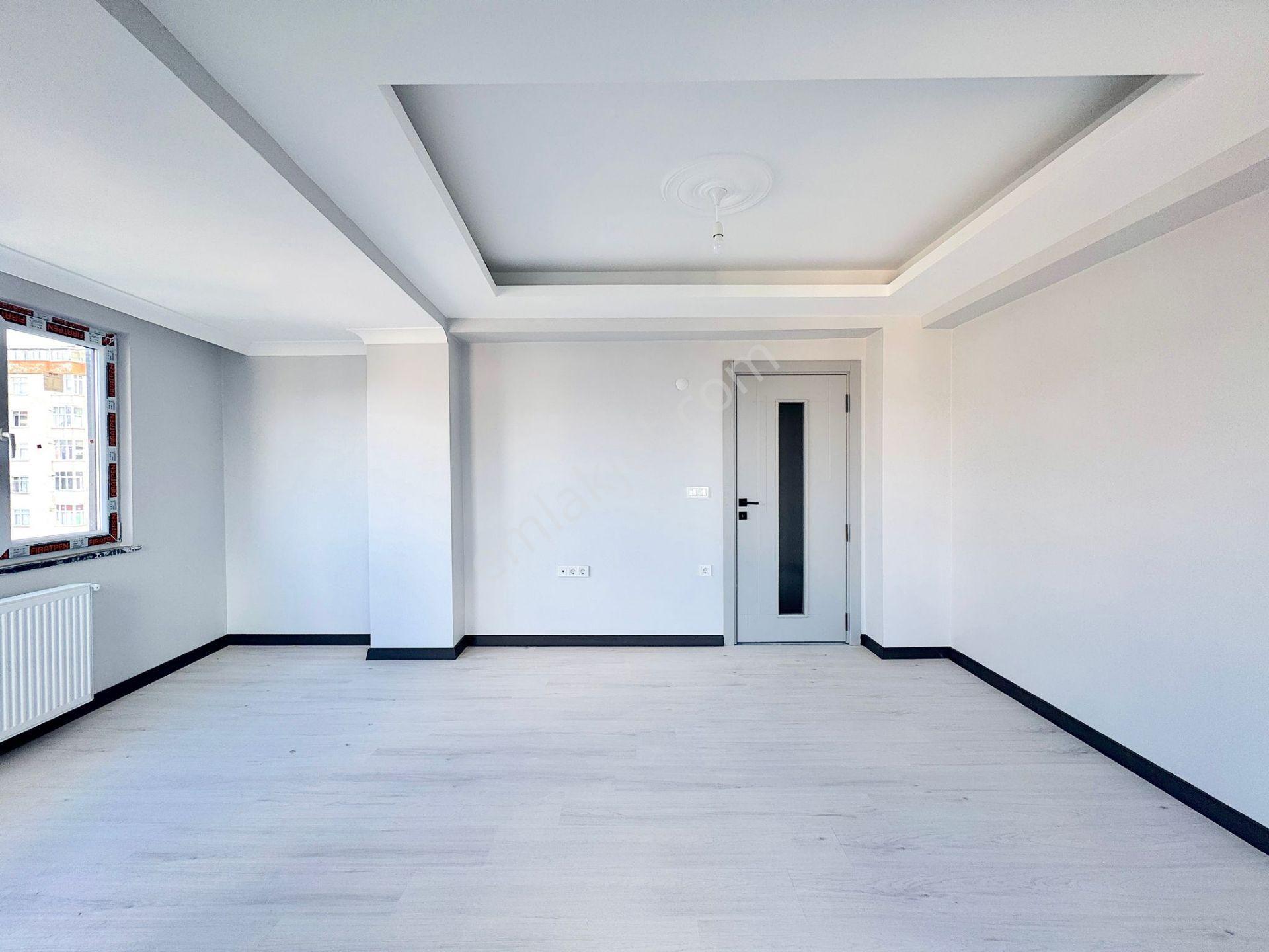 Goldhouse Dan Satılık Cumhuriyet Mahallesi Nde 2+1 Daire — fotoğraf 4