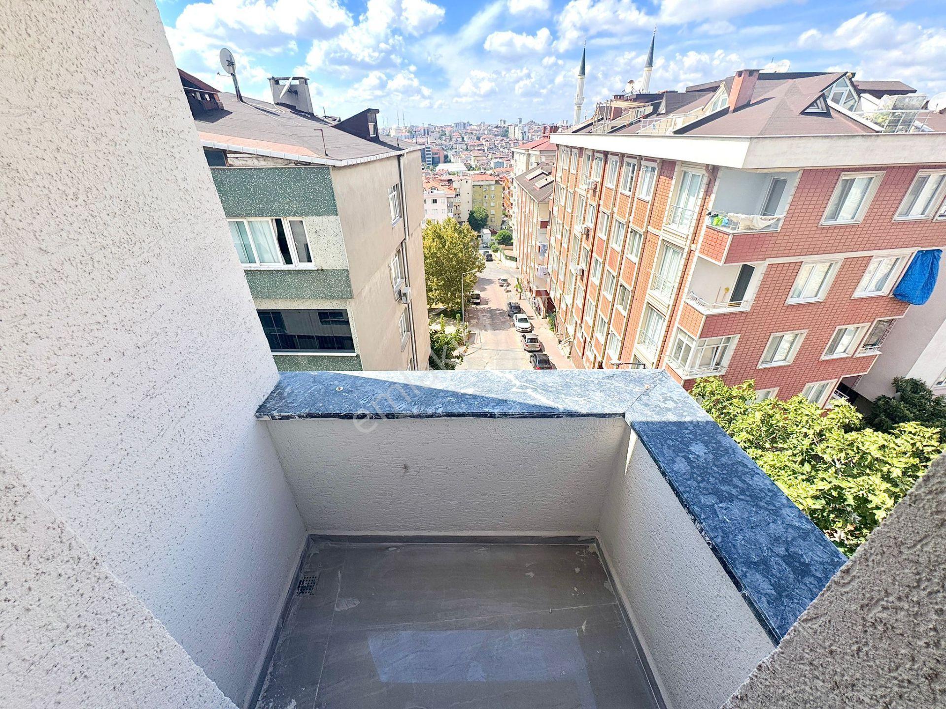 Goldhouse Dan Satılık Cumhuriyet Mahallesi Nde 2+1 Daire — fotoğraf 6