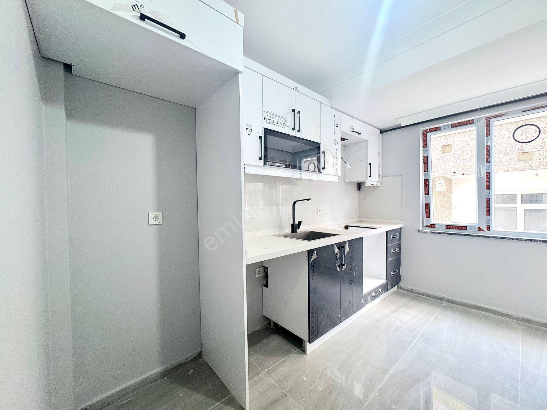 Goldhouse Dan Satılık Cumhuriyet Mahallesi Nde 2+1 Daire — fotoğraf 11
