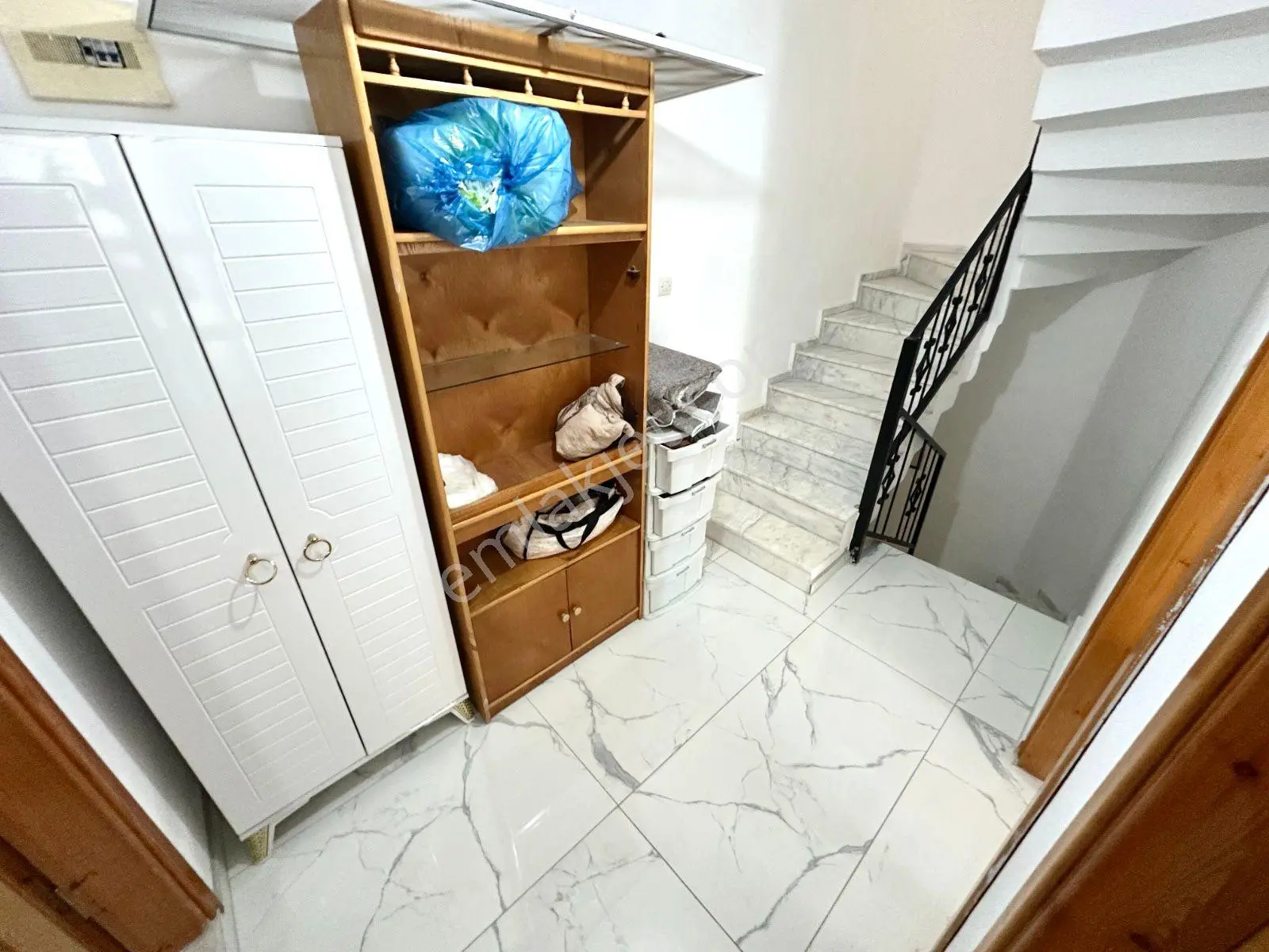 Referans'tan Akçay'da Müstakil Bahçeli Uygun Fiyatlı 4+1 Villa — fotoğraf 13