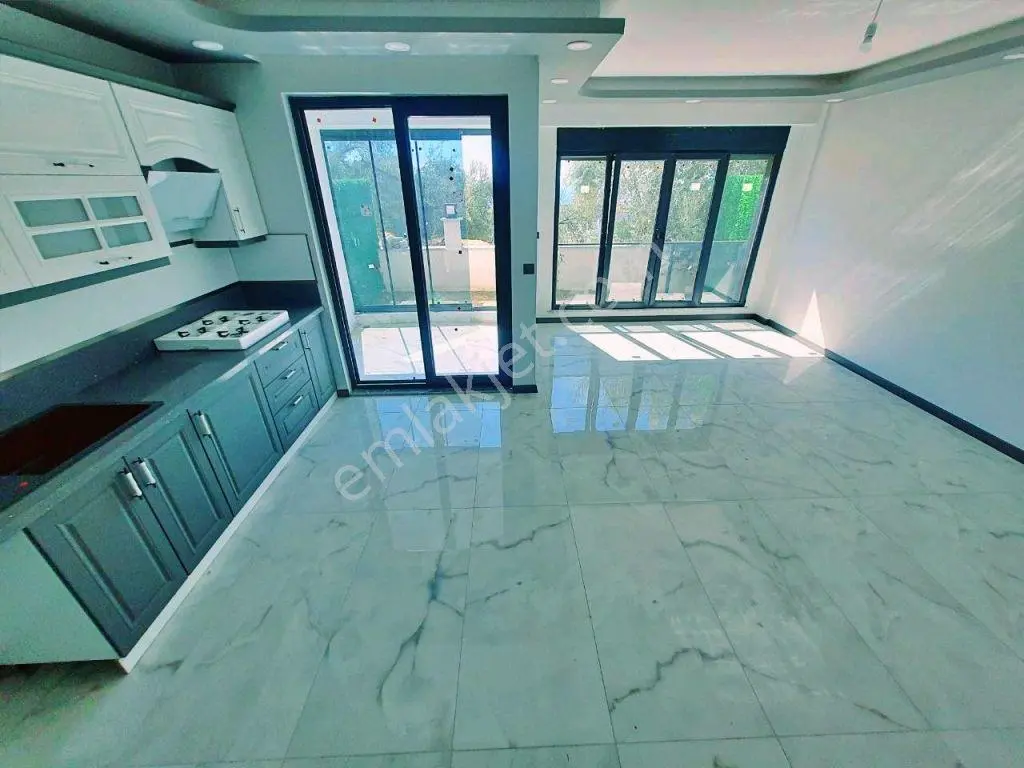Uytundan Gürede Deniz Manzaralı Havuzlu Otoparklı 4+1 Villa — fotoğraf 5