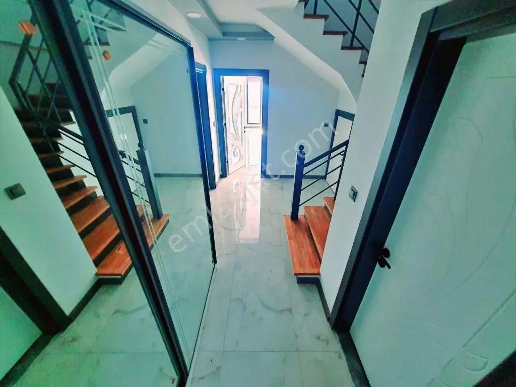 Uytundan Gürede Deniz Manzaralı Havuzlu Otoparklı 4+1 Villa — fotoğraf 12