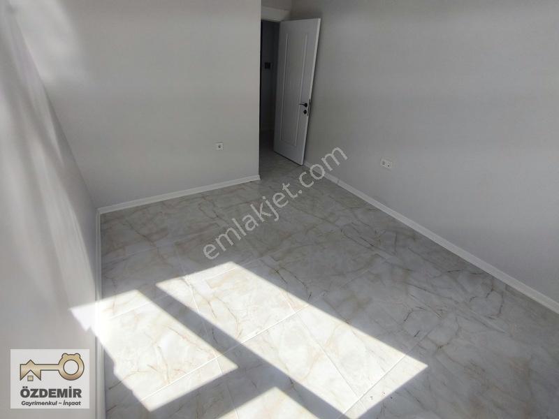 Özdemir'den Şarhöyük Mah.çevre Yolu Kenarı Satılık 2+0 Daire — fotoğraf 11