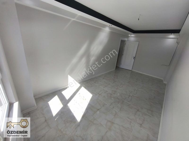 Özdemir'den Şarhöyük Mah.çevre Yolu Kenarı Satılık 2+0 Daire — fotoğraf 15