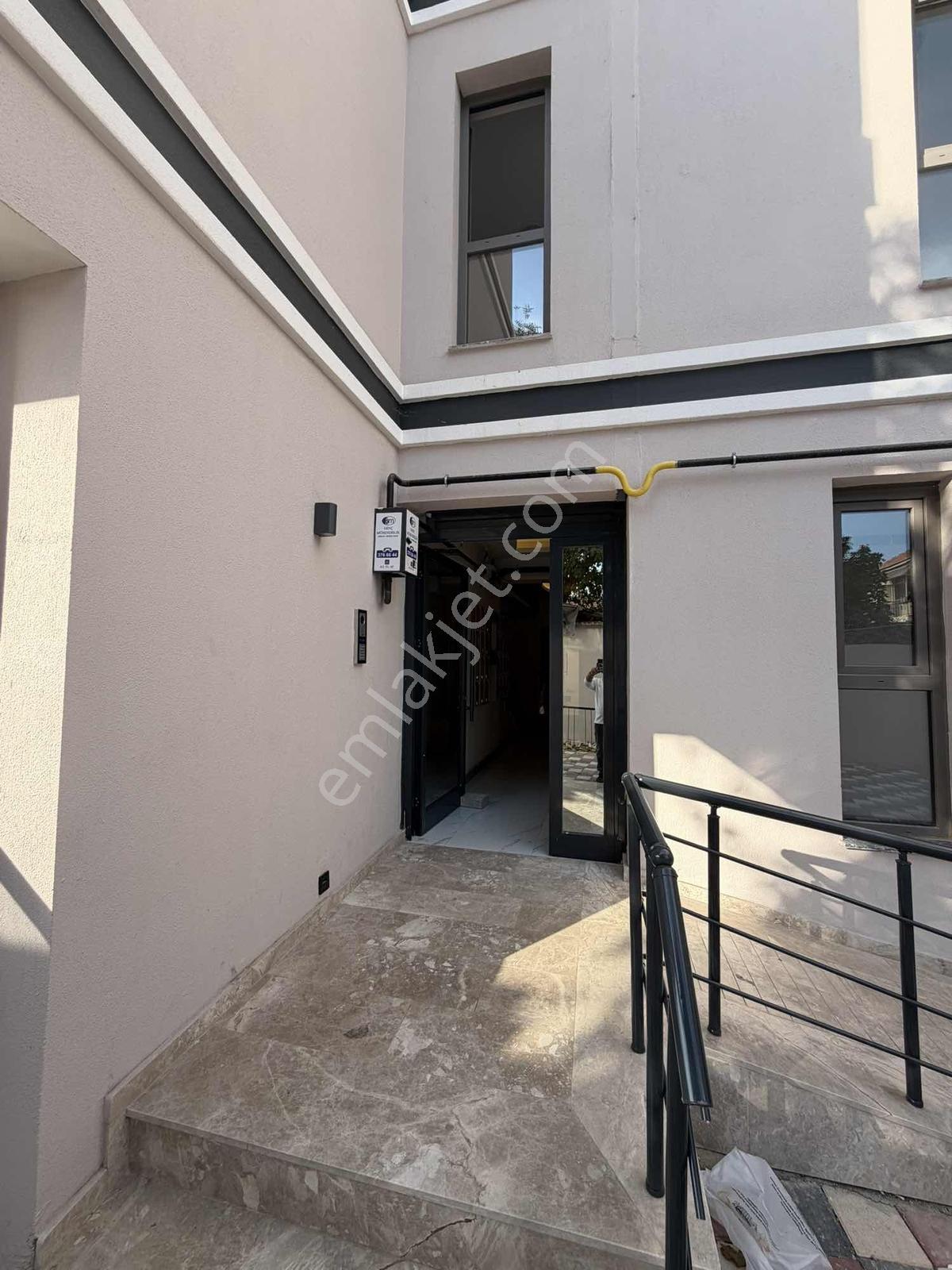 Menemen Koyunderede Satılık Daire 1+1 Oturuma Hazır — fotoğraf 4