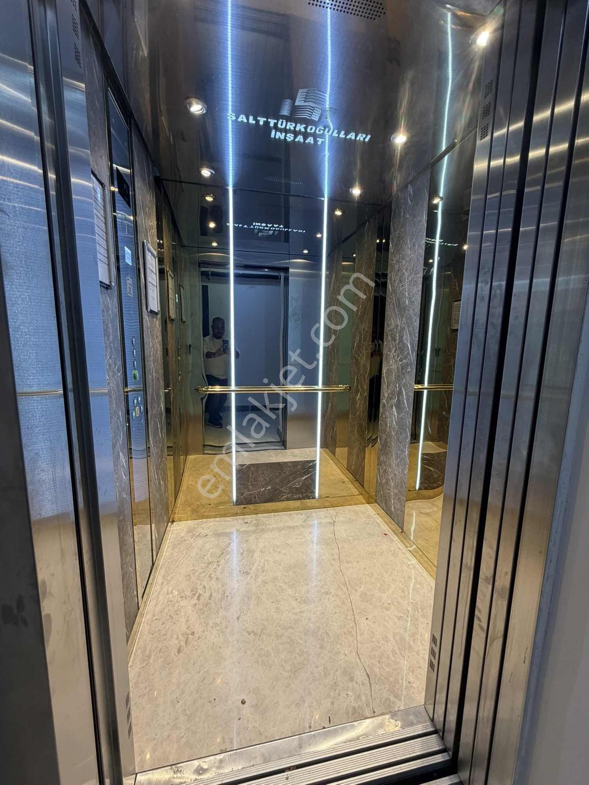 Menemen Koyunderede Satılık Daire 1+1 Oturuma Hazır — fotoğraf 6