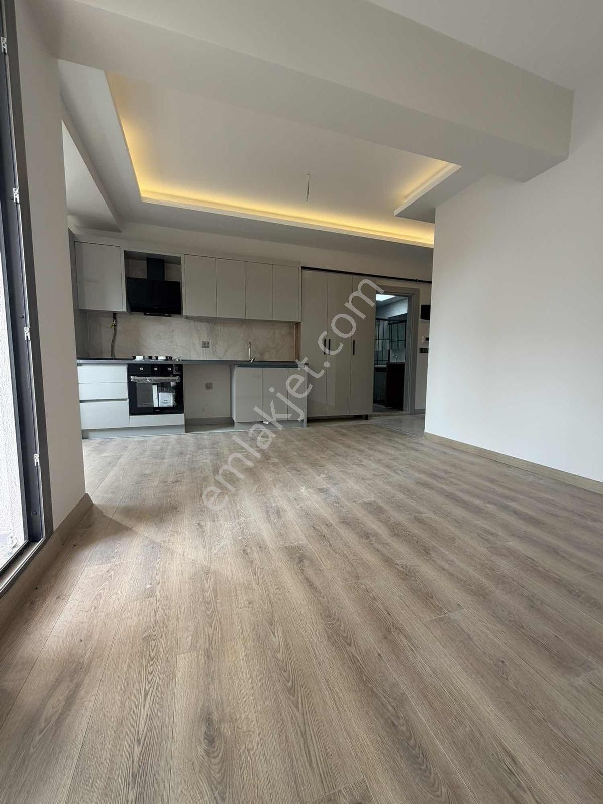 Menemen Koyunderede Satılık Daire 1+1 Oturuma Hazır — fotoğraf 7