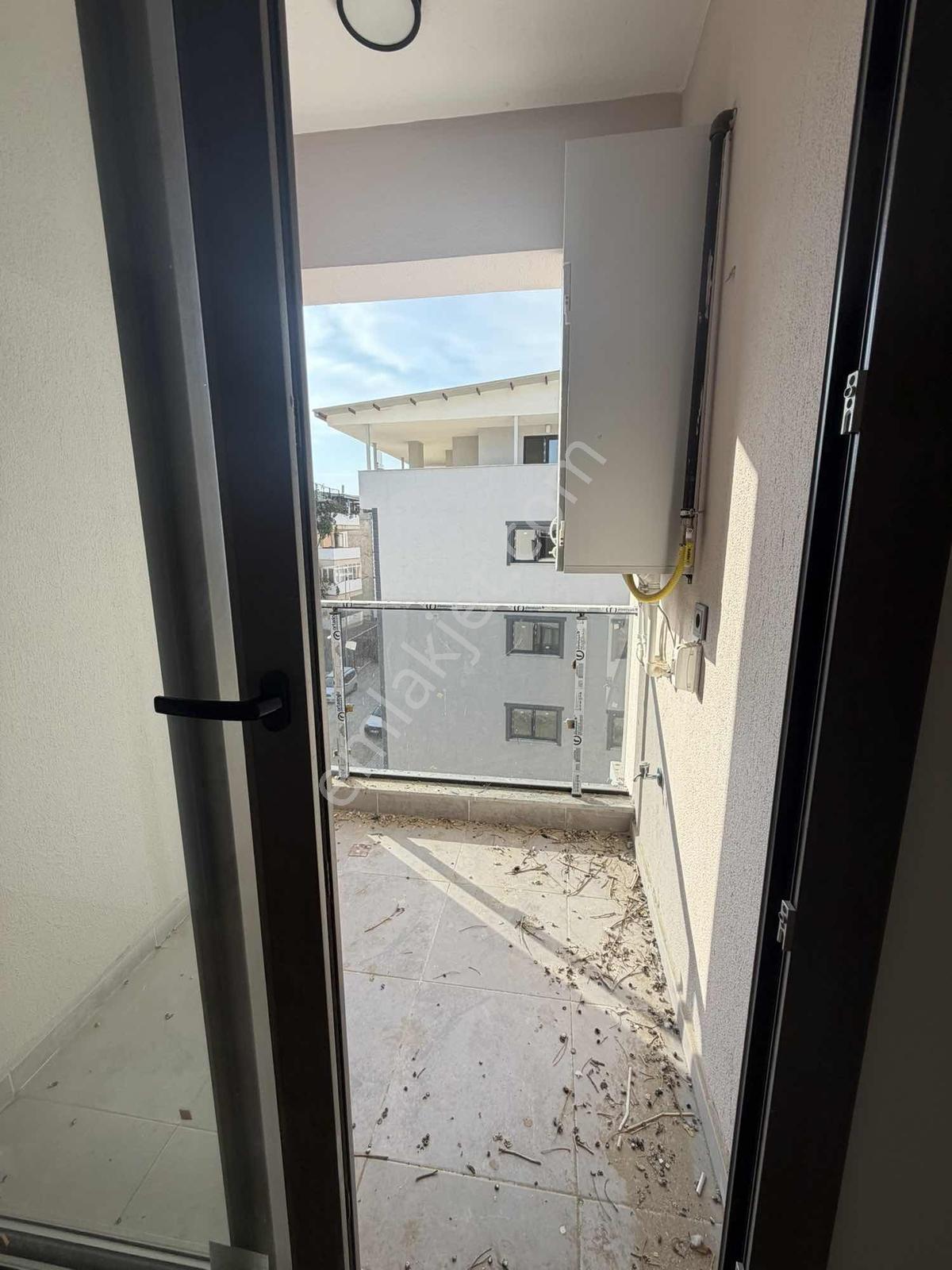Menemen Koyunderede Satılık Daire 1+1 Oturuma Hazır — fotoğraf 12