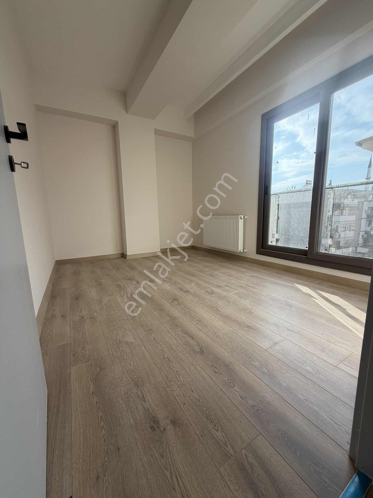 Menemen Koyunderede Satılık Daire 1+1 Oturuma Hazır — fotoğraf 13