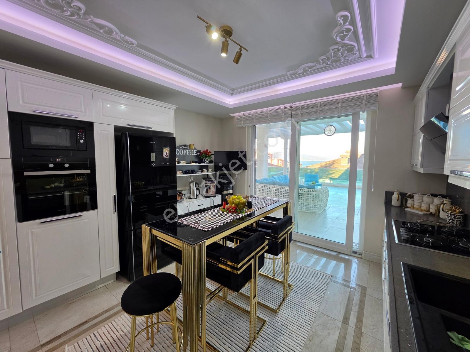 Mudanya Beyaz İnci Konaklarında Bahçe Katı Satılık Daire — fotoğraf 9