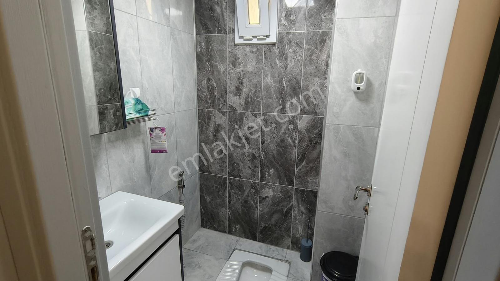 Yenimahalle Ata Mahallesinde Ful Yapılı 5+2 Satılık Villa. — fotoğraf 11