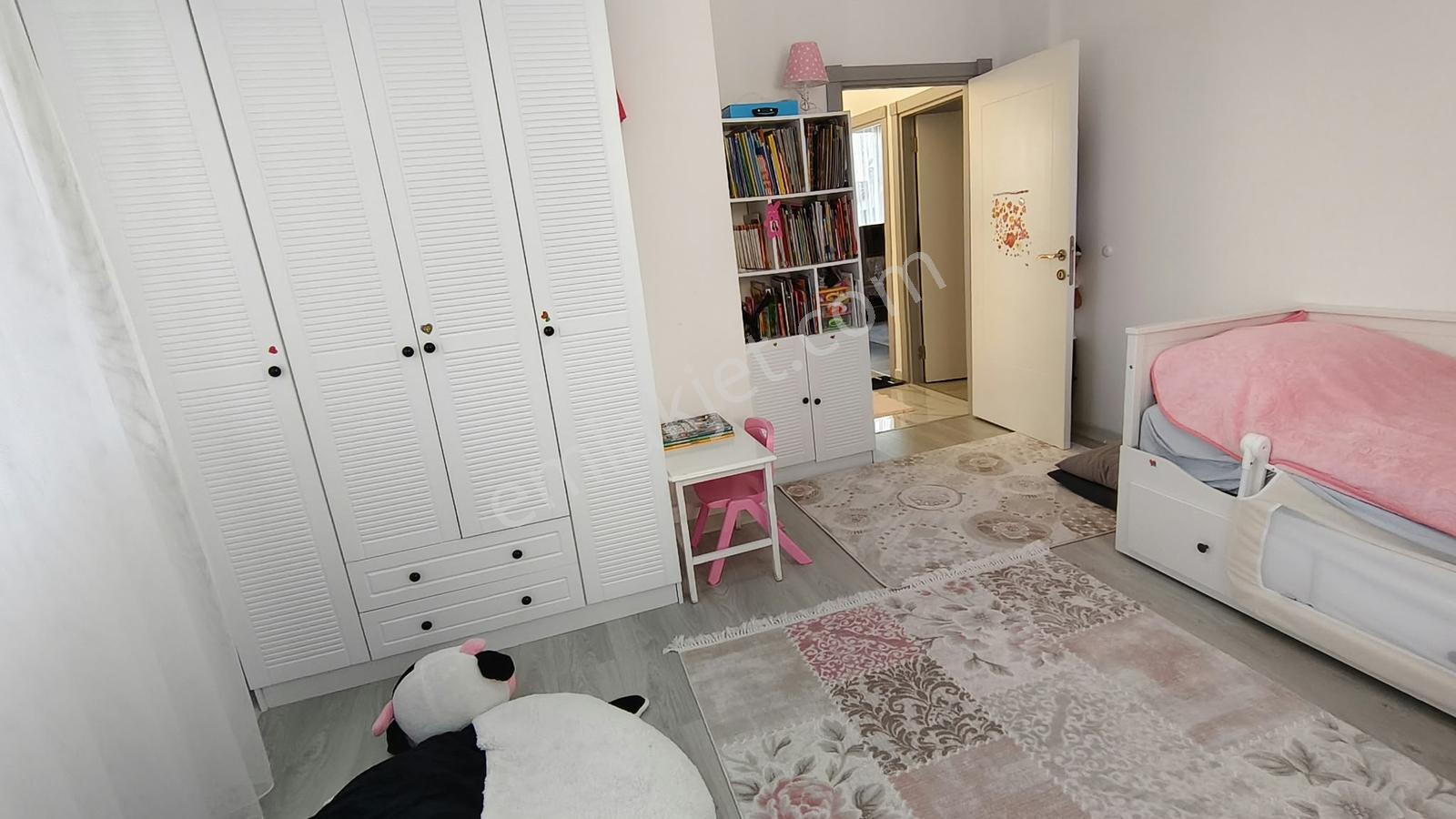 Yenimahalle Ata Mahallesinde Ful Yapılı 5+2 Satılık Villa. — fotoğraf 12