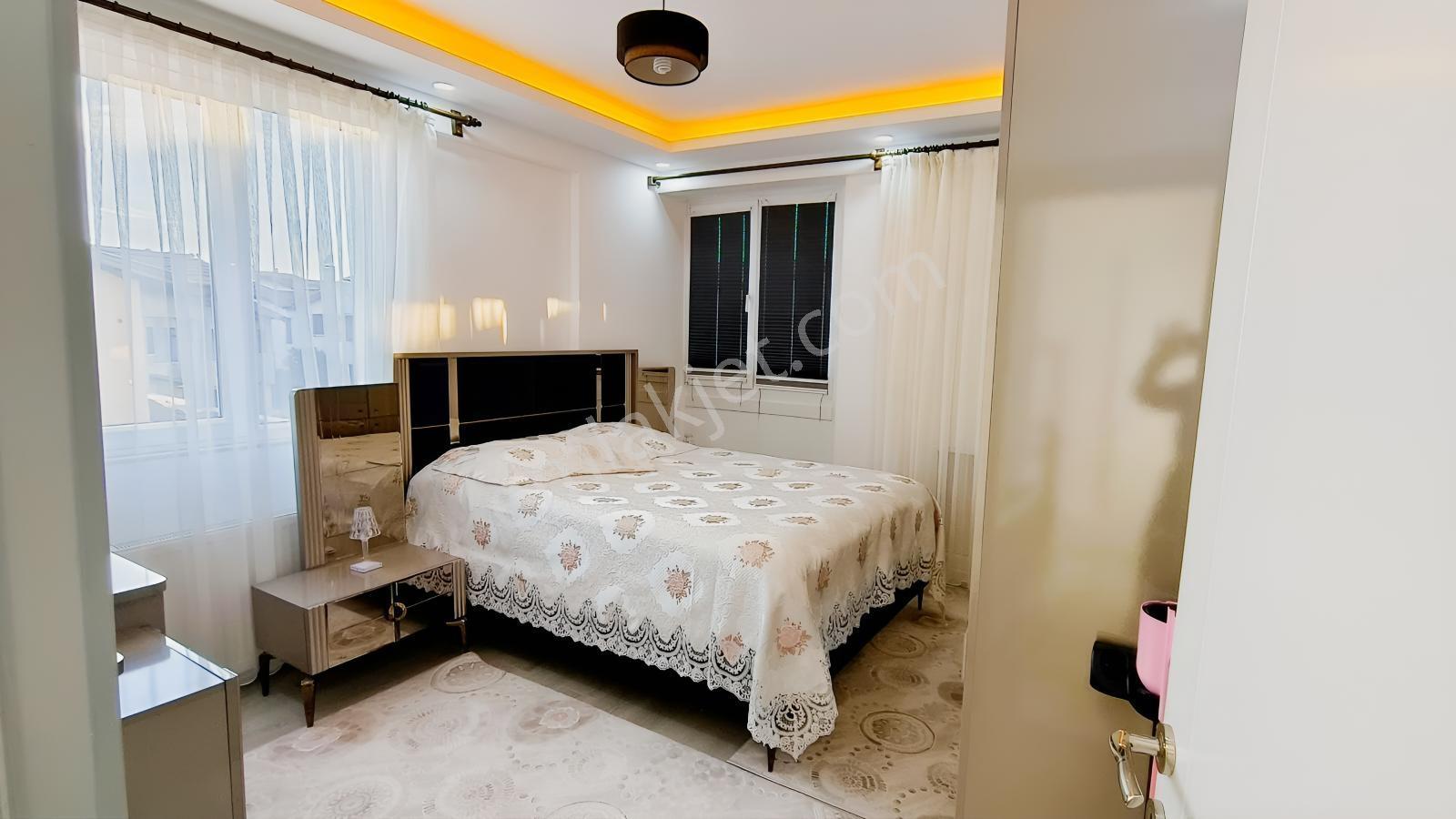 Yenimahalle Ata Mahallesinde Ful Yapılı 5+2 Satılık Villa. — fotoğraf 14