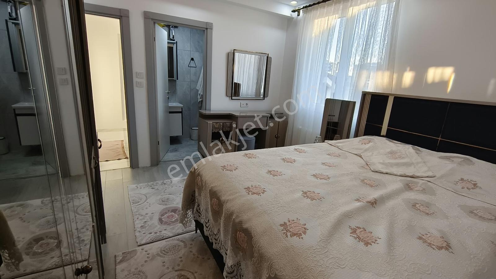 Yenimahalle Ata Mahallesinde Ful Yapılı 5+2 Satılık Villa. — fotoğraf 15