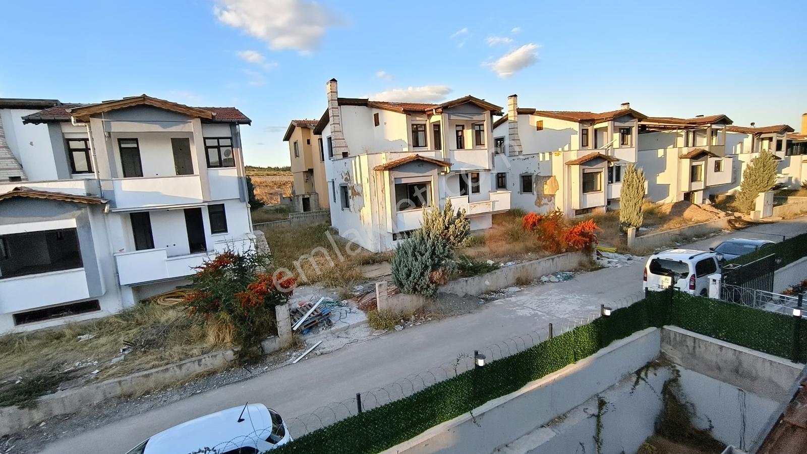 Yenimahalle Ata Mahallesinde Ful Yapılı 5+2 Satılık Villa. — fotoğraf 22