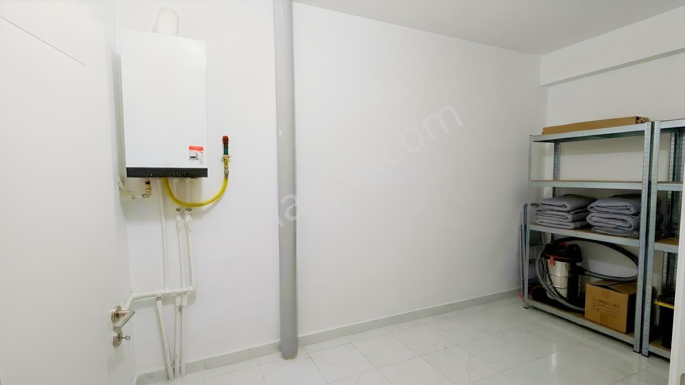 Yenimahalle Ata Mahallesinde Ful Yapılı 5+2 Satılık Villa. — fotoğraf 32