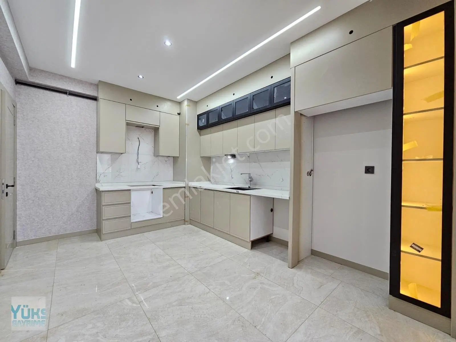 Denizli Yenişafak Ta Site İçi Ebeveyn Banyolu Panjurlu Geniş 2+1 Satılık Ultra Lüks Daire — fotoğraf 3