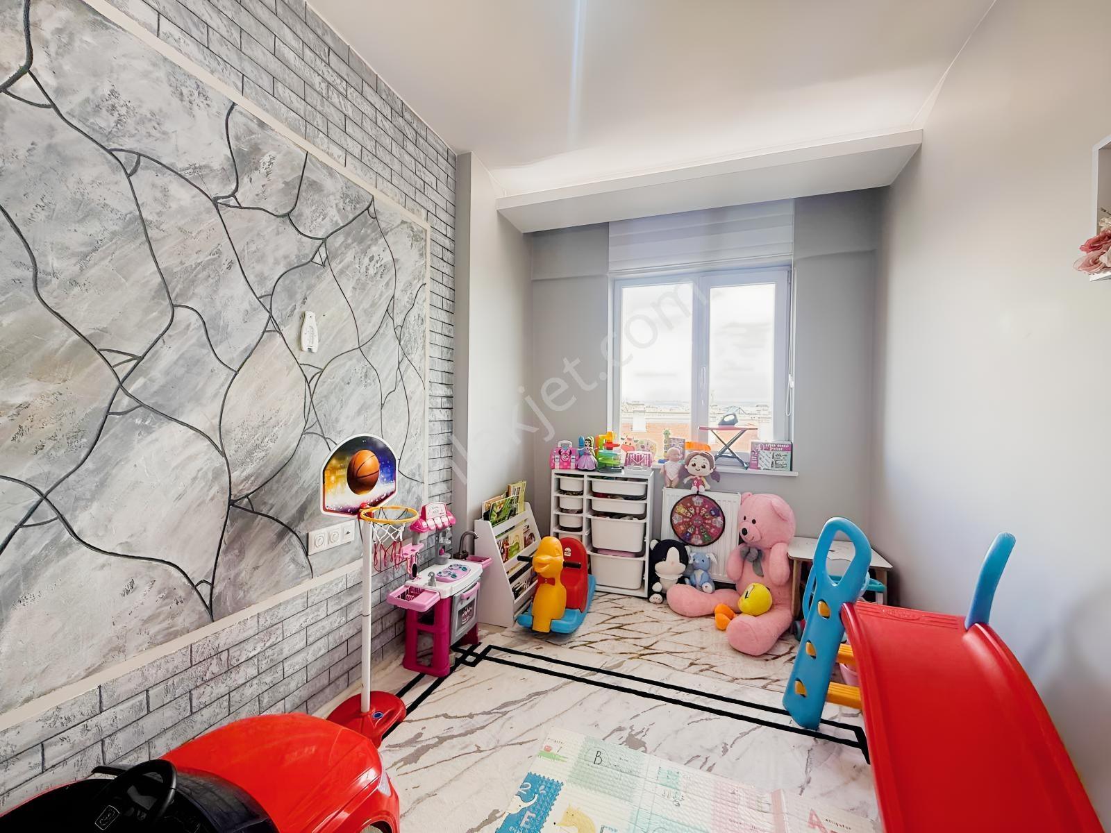 Küçükali Mahallesinde Ekstra Yapılı 2+1 Daire — fotoğraf 15