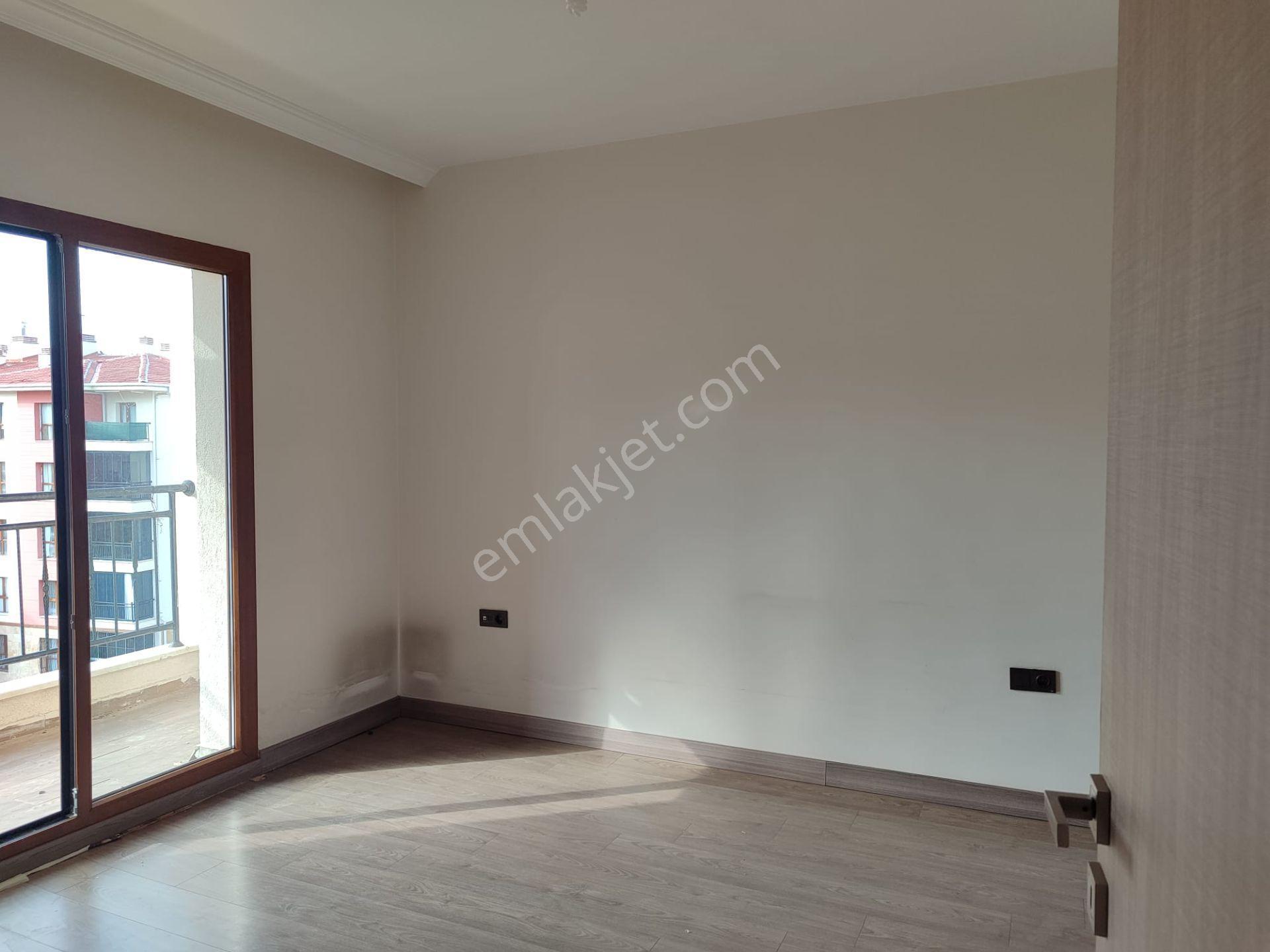 Çevre Yolu Yemişlik 1.etap Tokiden Tapusu Hazır Satlık 2+1 Son Kat Daire — fotoğraf 14