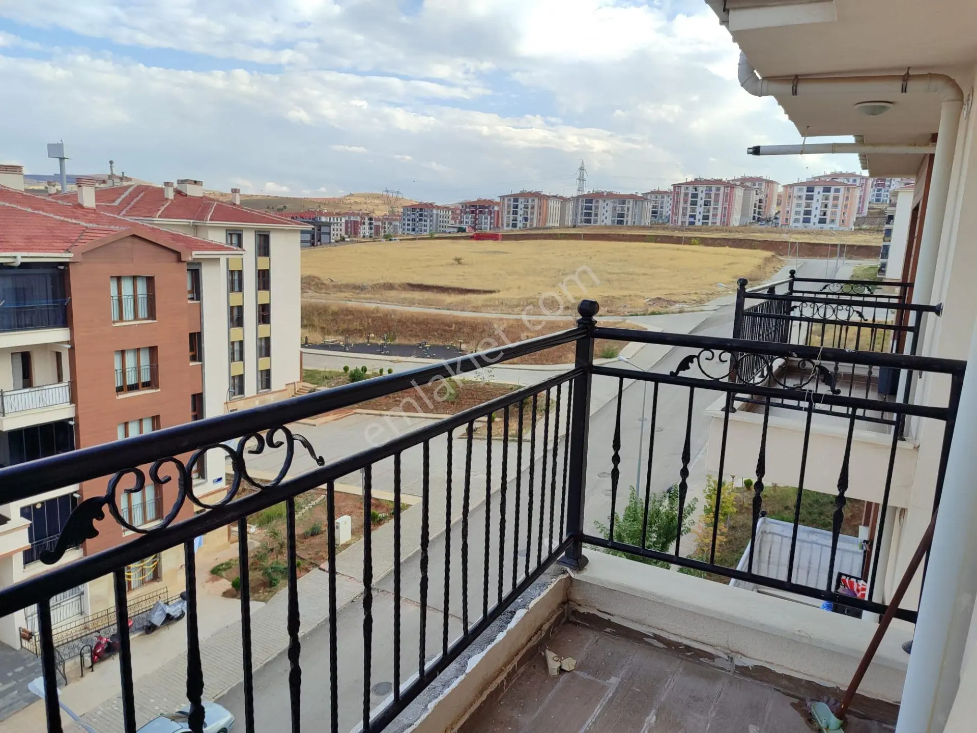 Çevre Yolu Yemişlik 1.etap Tokiden Tapusu Hazır Satlık 2+1 Son Kat Daire — fotoğraf 25