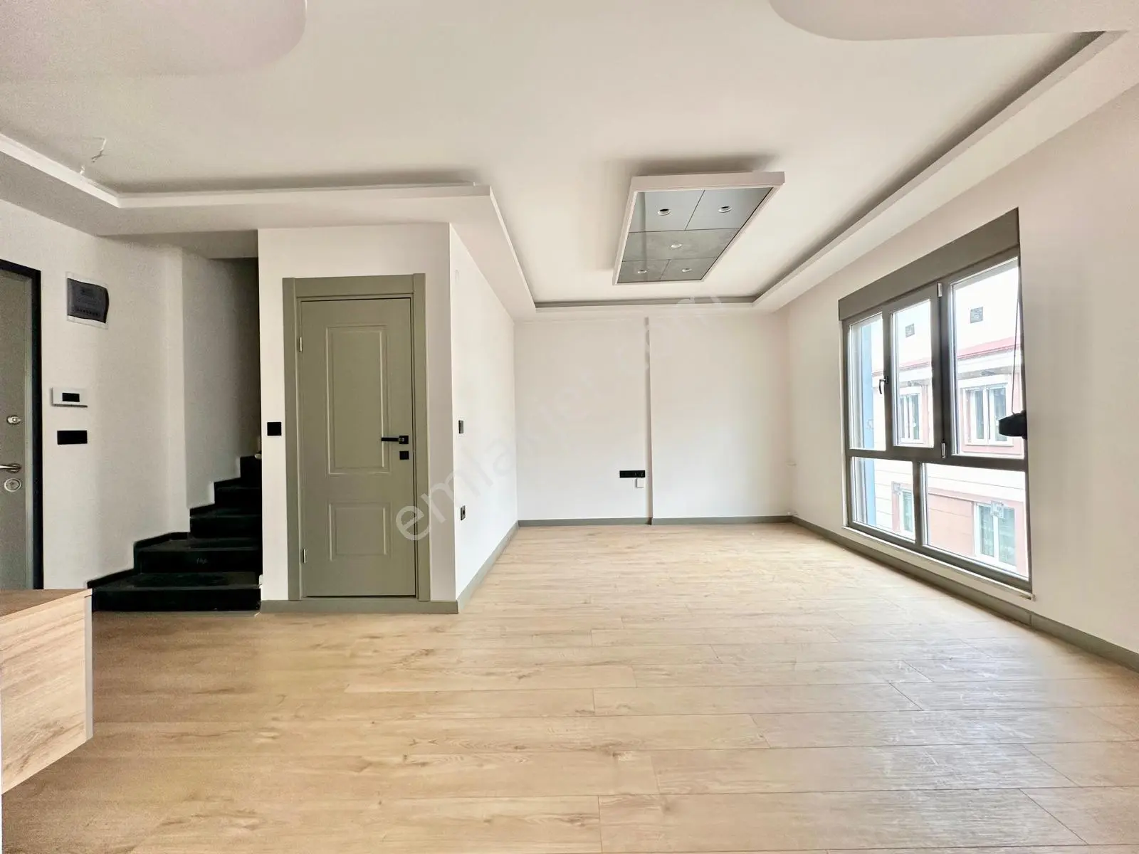 ꧁akçay Ay Emlak'tan꧂ Çift Asansörlü Denize Yakın Ada Mutfaklı Satılık 2+1 Dublex Daire — fotoğraf 11