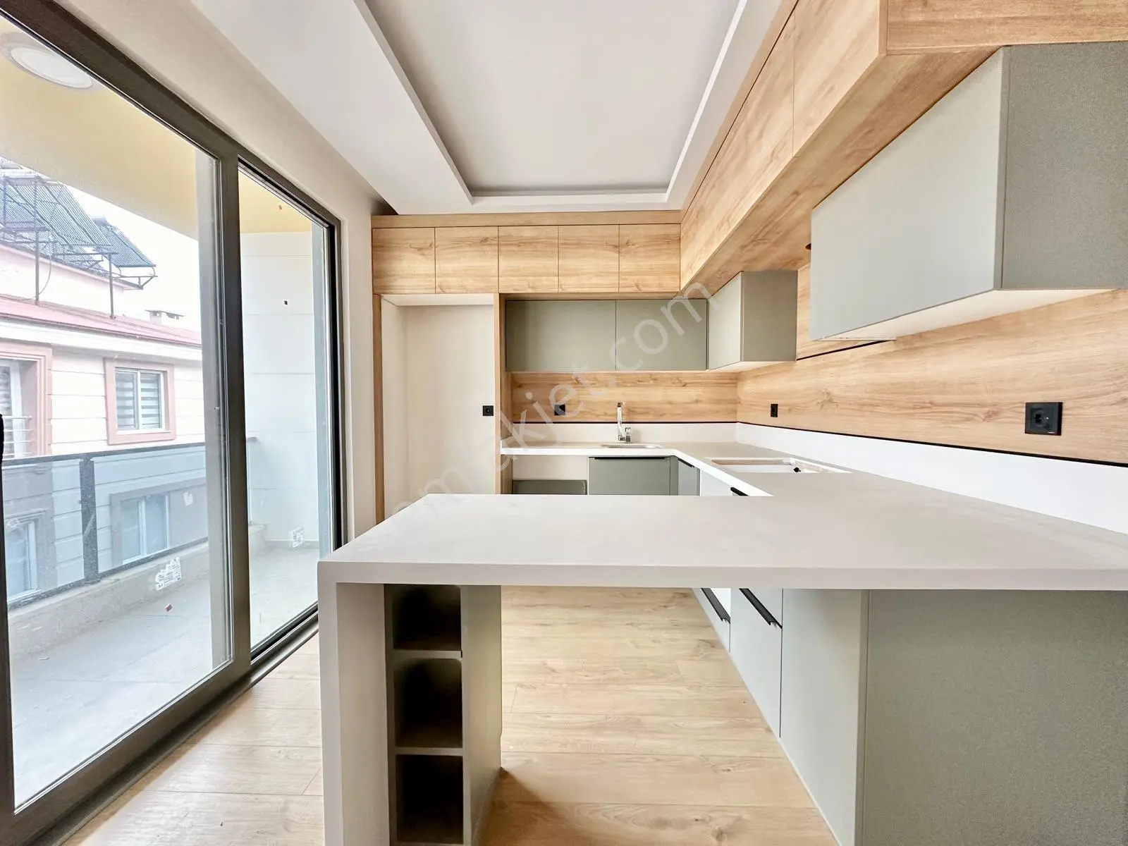 ꧁akçay Ay Emlak'tan꧂ Çift Asansörlü Denize Yakın Ada Mutfaklı Satılık 2+1 Dublex Daire — fotoğraf 19