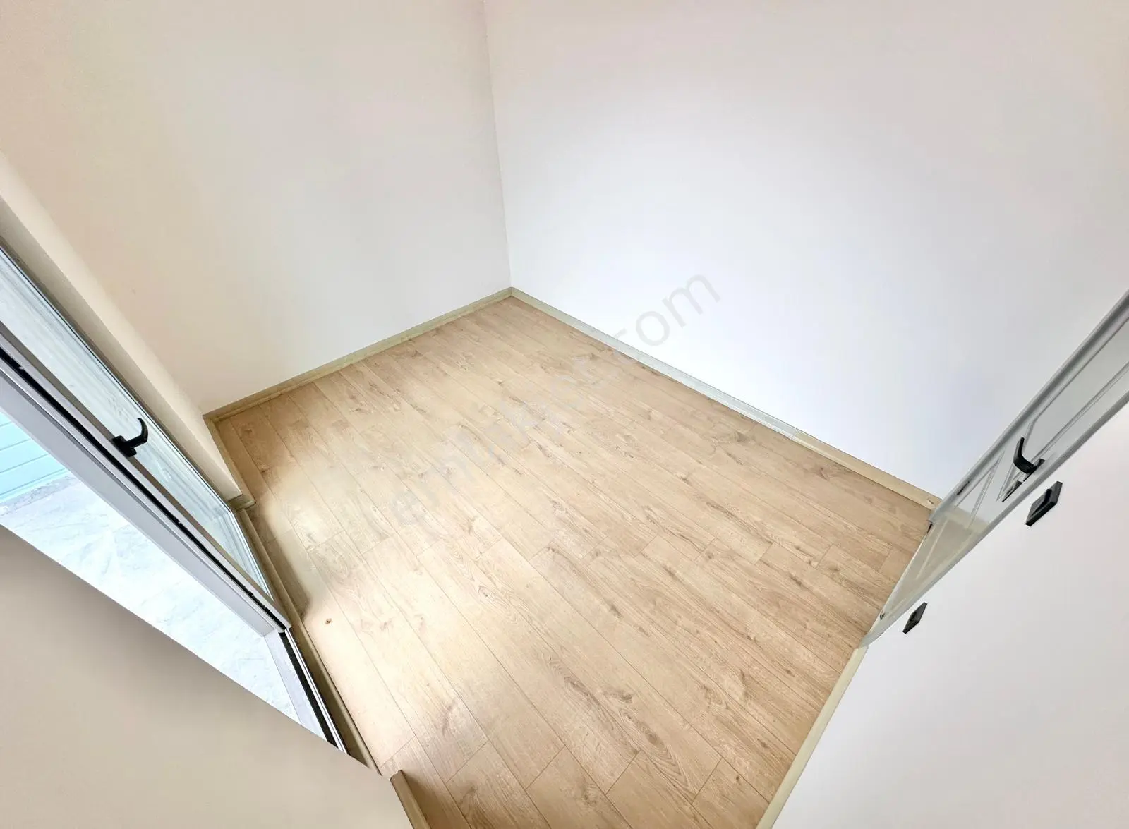 ꧁akçay Ay Emlak'tan꧂ Çift Asansörlü Denize Yakın Ada Mutfaklı Satılık 2+1 Dublex Daire — fotoğraf 27