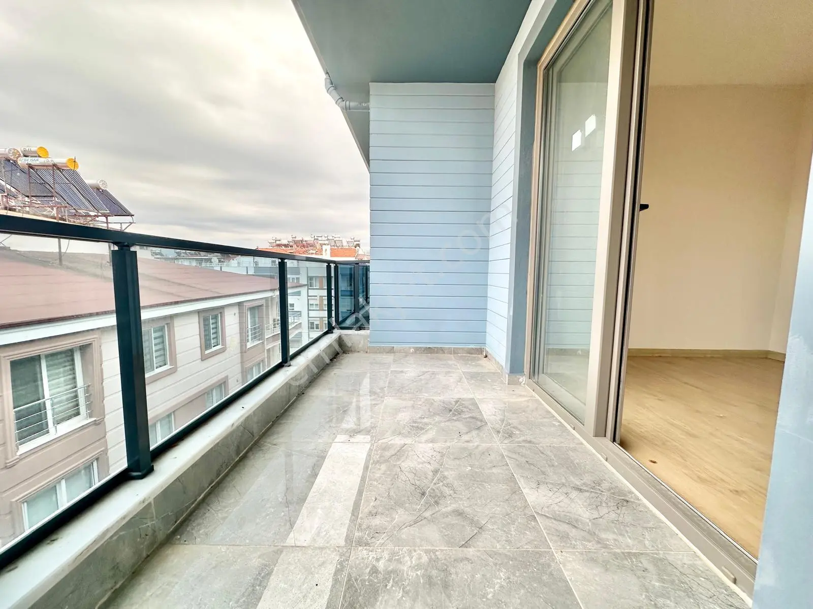 ꧁akçay Ay Emlak'tan꧂ Çift Asansörlü Denize Yakın Ada Mutfaklı Satılık 2+1 Dublex Daire — fotoğraf 31