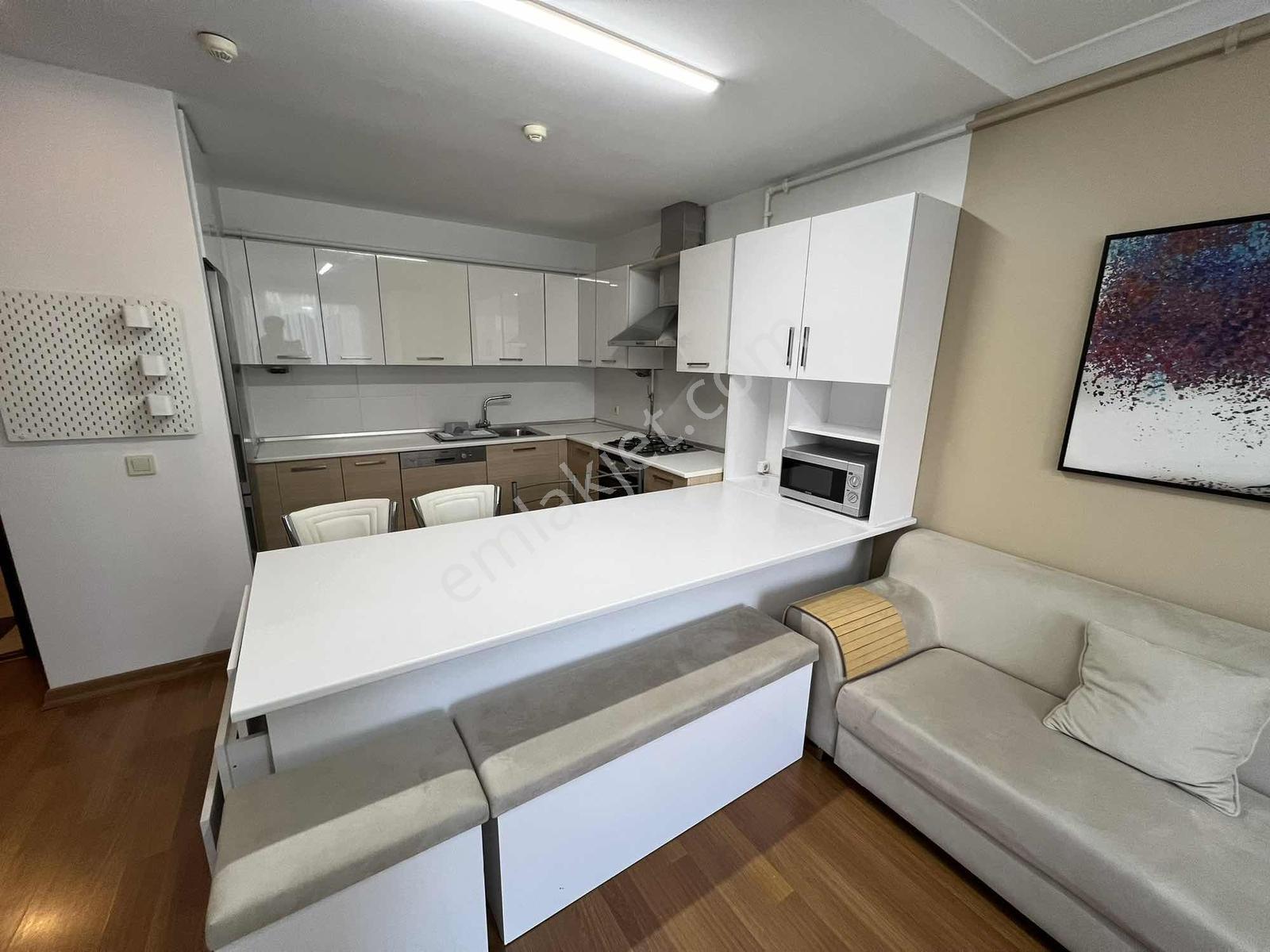 Royal'den Teknik Yapı Upcity Flats'ta Full Eşyalı Geniş Boş 1+1! — fotoğraf 14