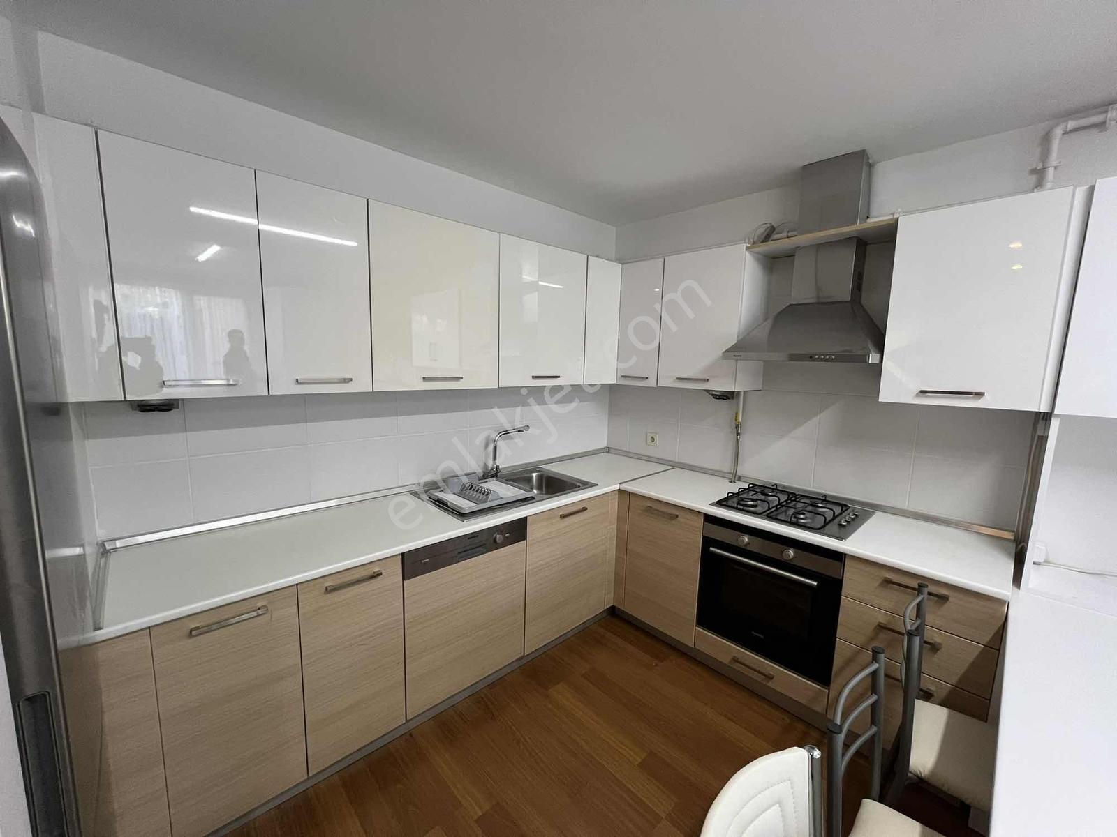 Royal'den Teknik Yapı Upcity Flats'ta Full Eşyalı Geniş Boş 1+1! — fotoğraf 17