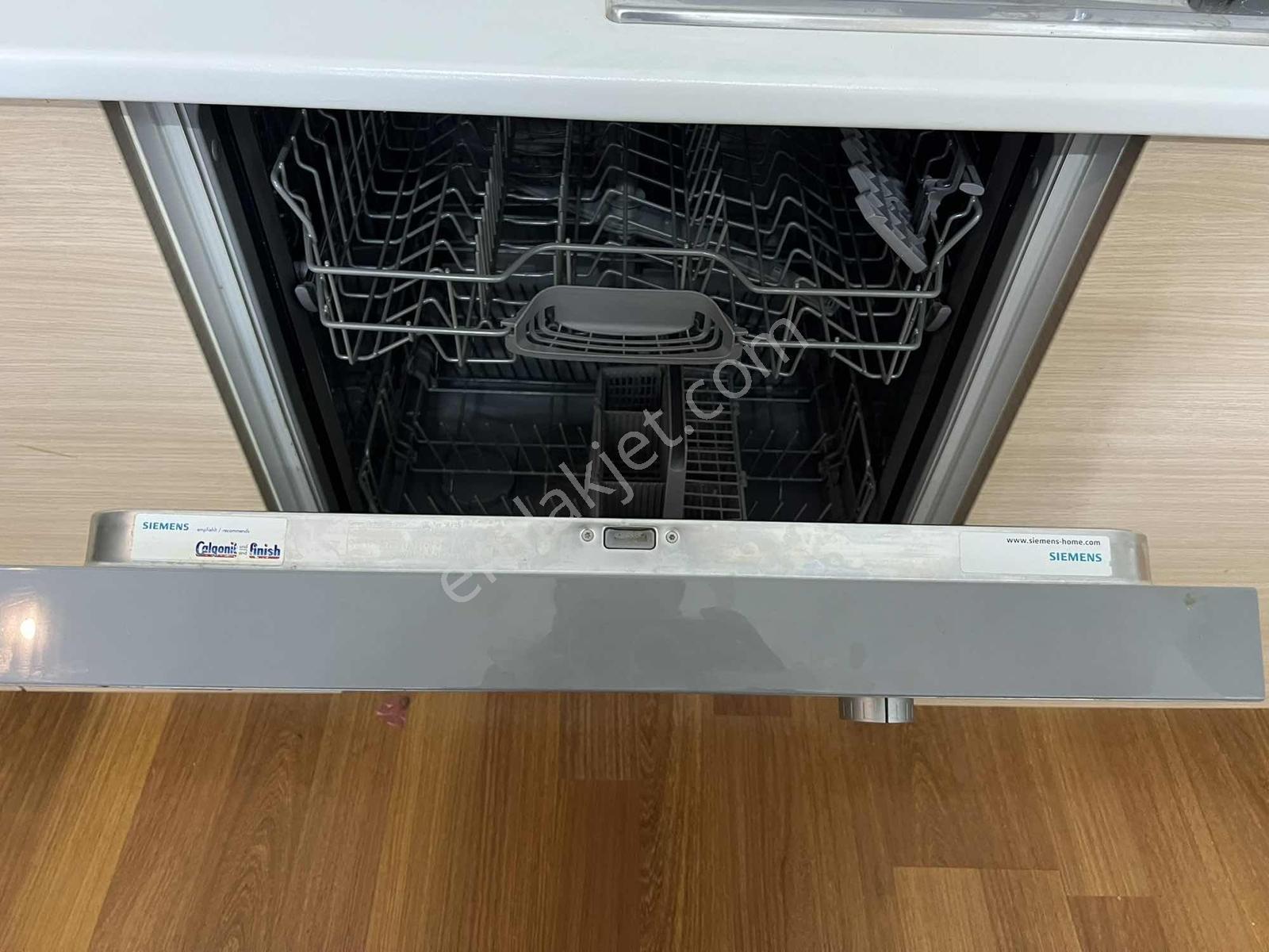 Royal'den Teknik Yapı Upcity Flats'ta Full Eşyalı Geniş Boş 1+1! — fotoğraf 19