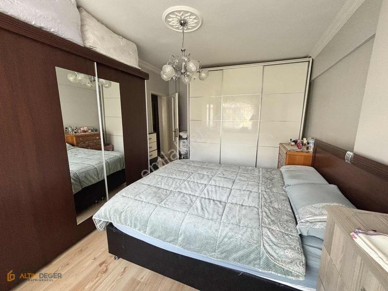 Gazi Mahallesi 3+1 Satılık Son Kat Daire — fotoğraf 7