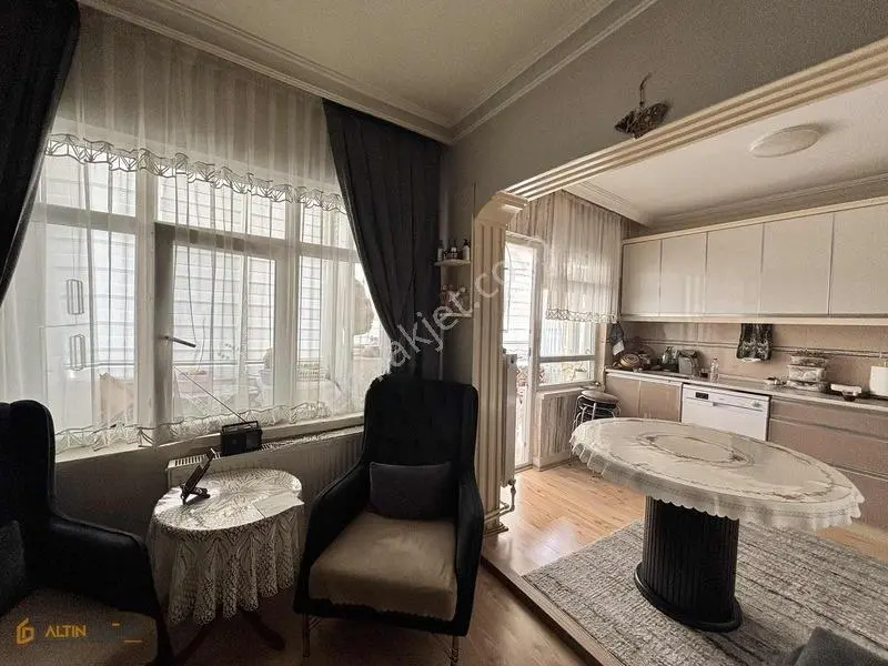 Gazi Mahallesi 3+1 Satılık Son Kat Daire — fotoğraf 12