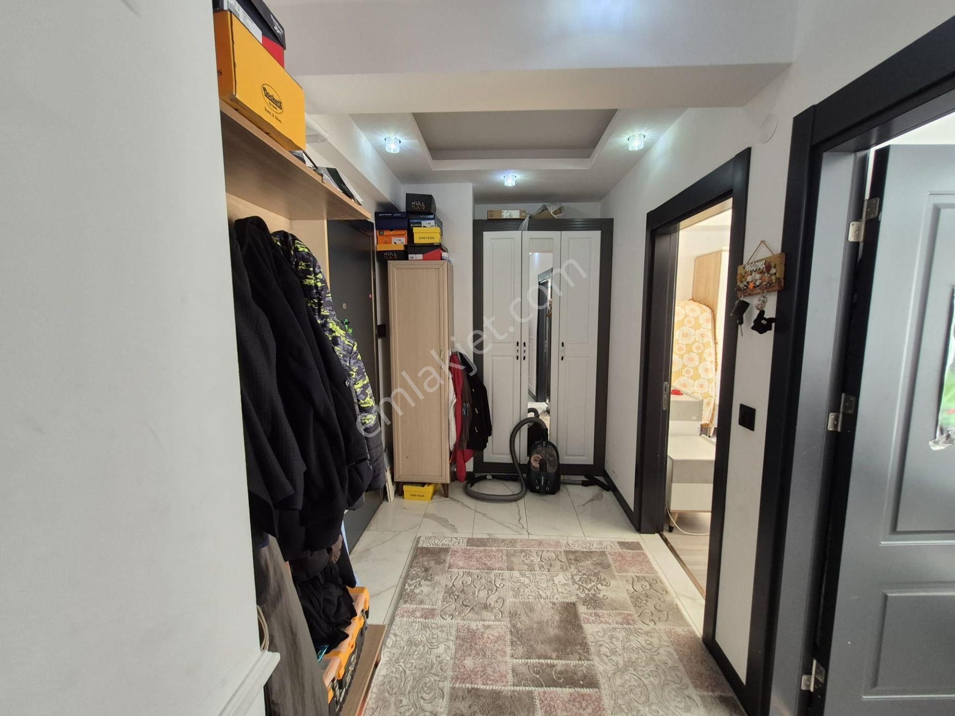 B&u Gayrimenkul'den İstasyon'da Whıte House Sitesinde Geniş 3+1 — fotoğraf 7