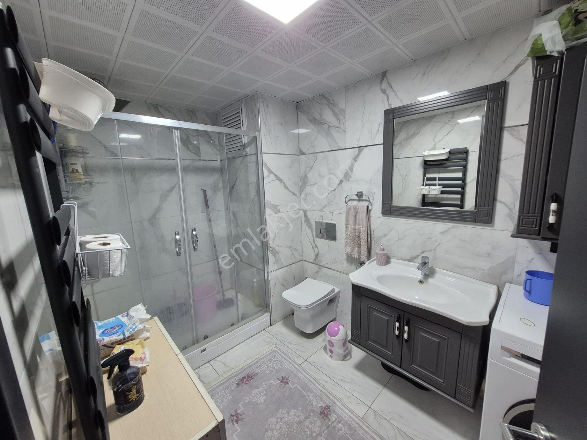 B&u Gayrimenkul'den İstasyon'da Whıte House Sitesinde Geniş 3+1 — fotoğraf 20