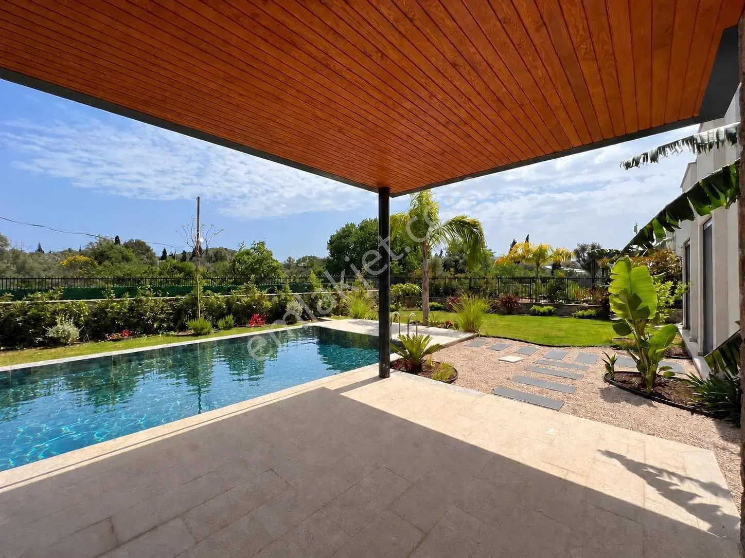 Gümüşlük Dereköy Doğa İle İç İçe 3+1 Tek Katlı Havuzlu Villa — fotoğraf 6
