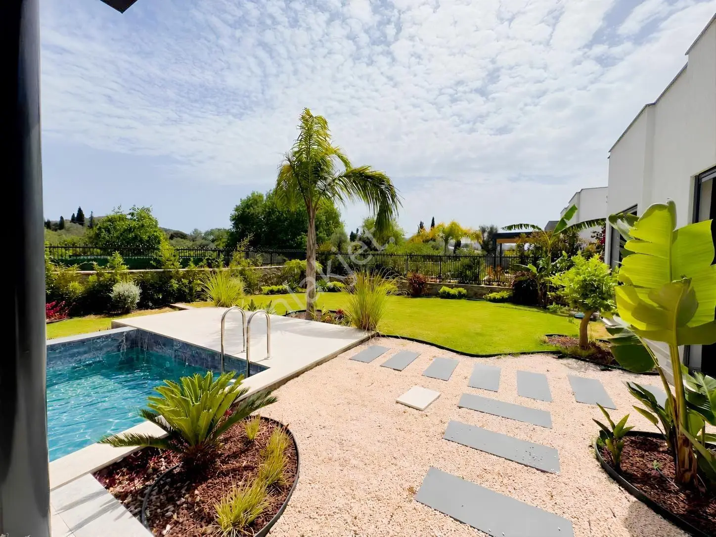 Gümüşlük Dereköy Doğa İle İç İçe 3+1 Tek Katlı Havuzlu Villa — fotoğraf 10