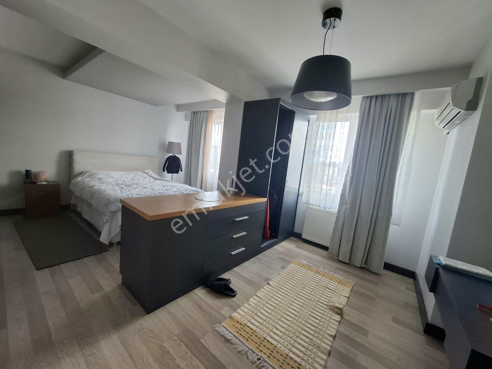 Ümraniye Çamlık Site İçi Yüksek Kat İçi Yenilenmiş — fotoğraf 29