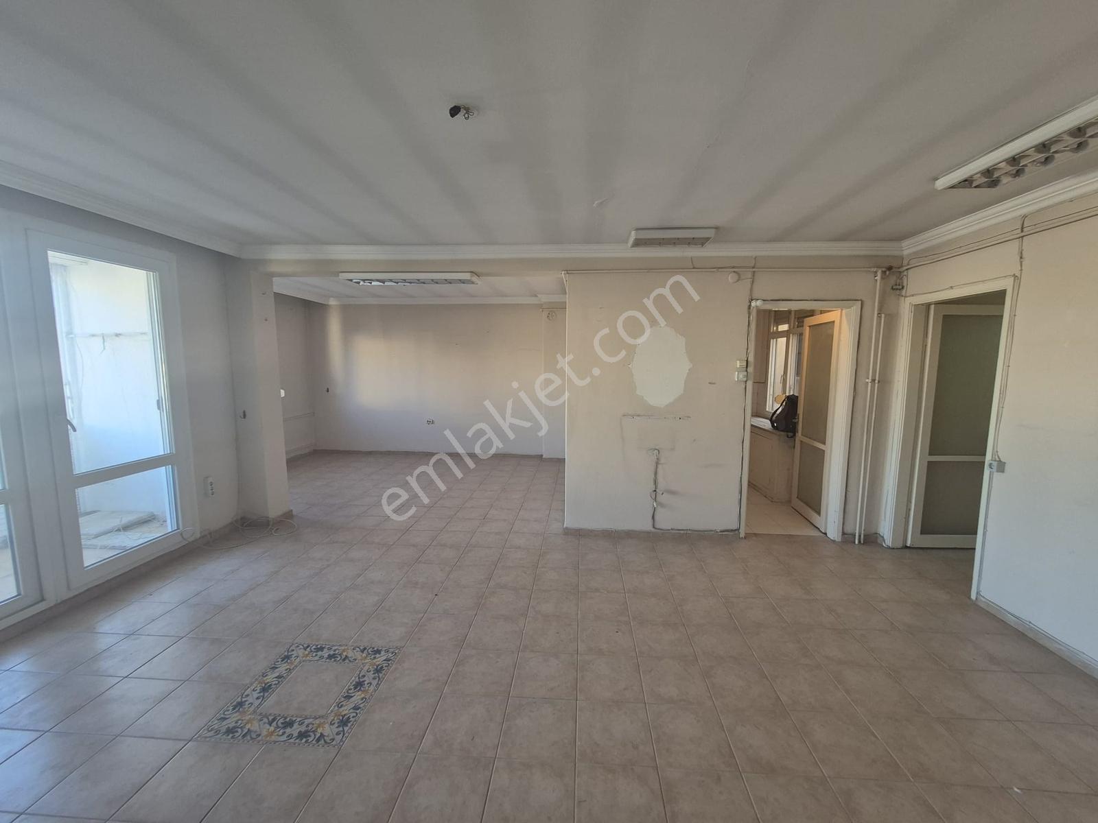 Karşıyaka Donanmacı Yatırıma Uygun 3+1 Satılık Daire — fotoğraf 5