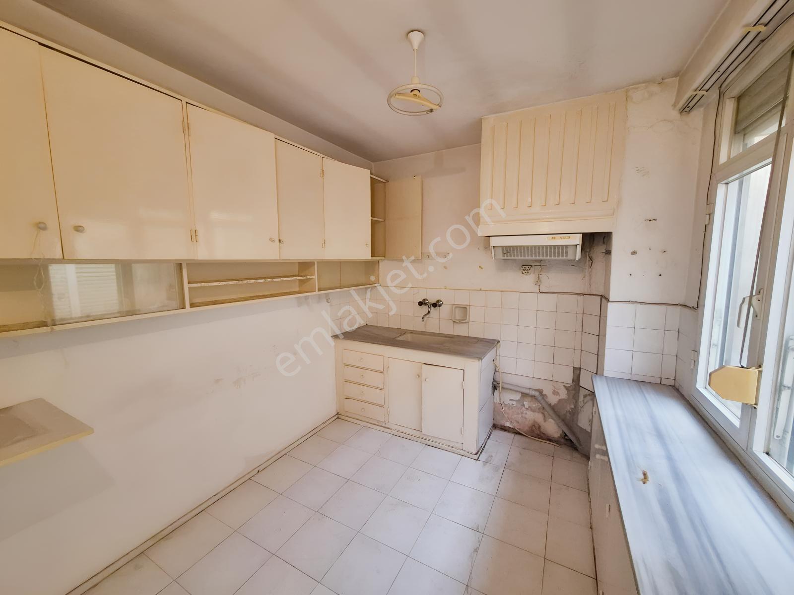 Karşıyaka Donanmacı Yatırıma Uygun 3+1 Satılık Daire — fotoğraf 9