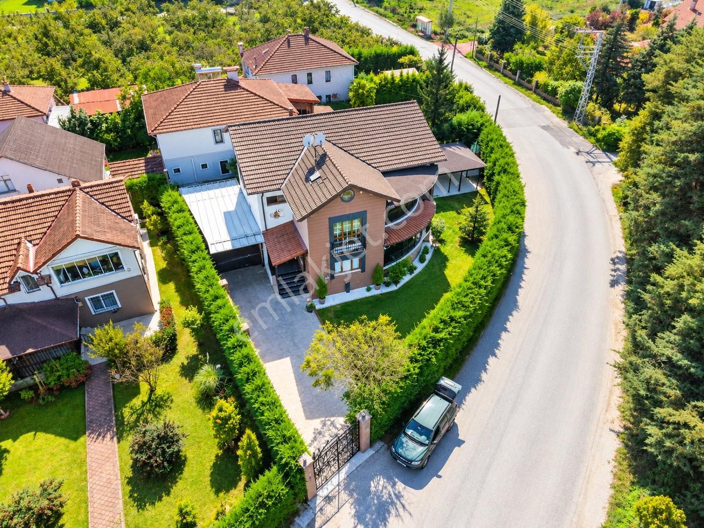Hak Emlak'tan Sarayyeri Mah.de Ultra Lüks Satılık 7+1 Villa — fotoğraf 2