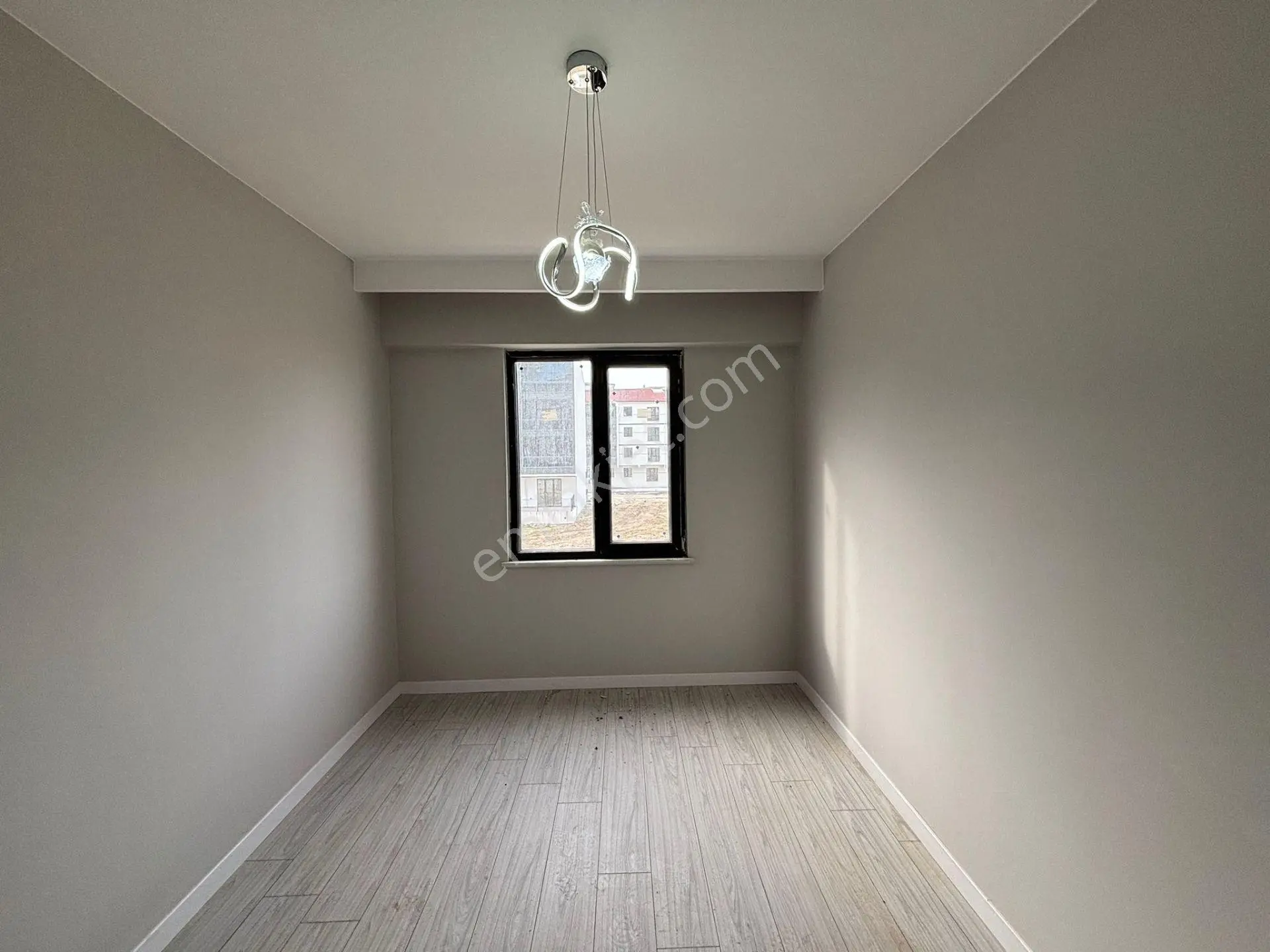 **eryıldız İnşaat'tan**devlet Hastanesi Yanı İskanlı K.otoparklı Lüks 2+1 %80 Kredli İmkanı — fotoğraf 24