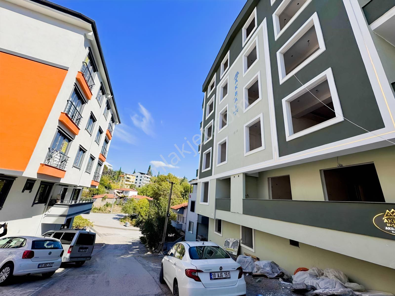 Balnovadan Satılık Sıfır 2+1 Modern Ve Ferah Yaşam Alanı — fotoğraf 4