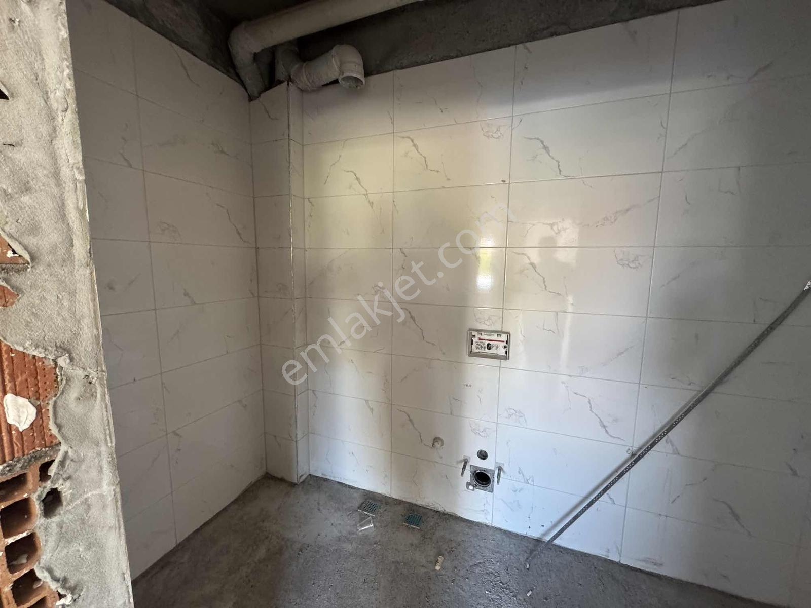 Balnovadan Satılık Sıfır 2+1 Modern Ve Ferah Yaşam Alanı — fotoğraf 9