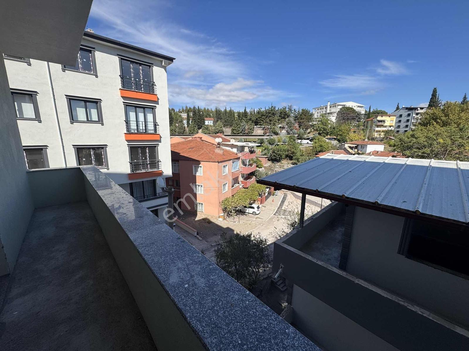 Balnovadan Satılık Sıfır 2+1 Modern Ve Ferah Yaşam Alanı — fotoğraf 13