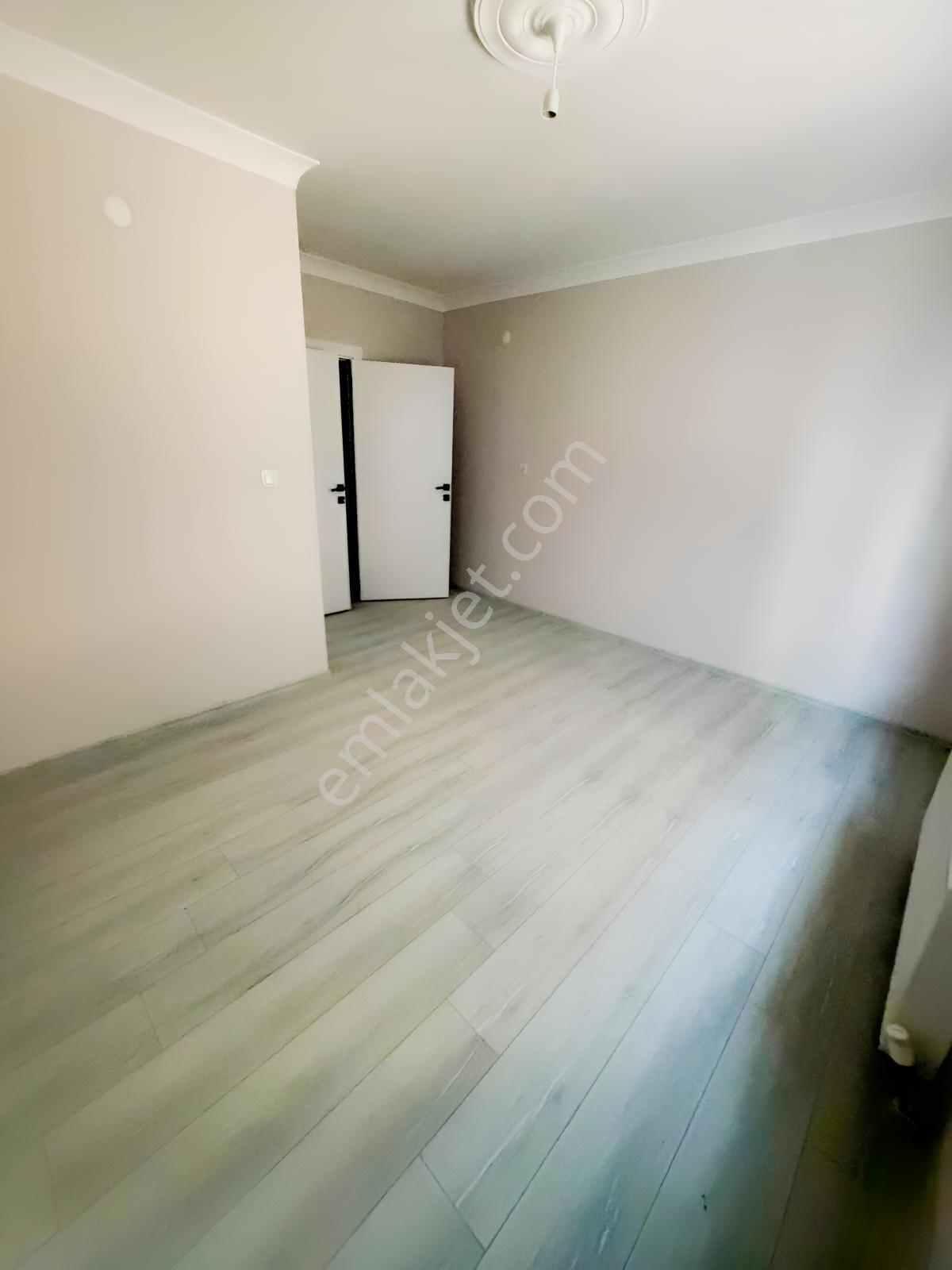 Mes Emlak'tan Şehrin En Güvenlikli Sitesinde 3+1 Satılık Daire — fotoğraf 8