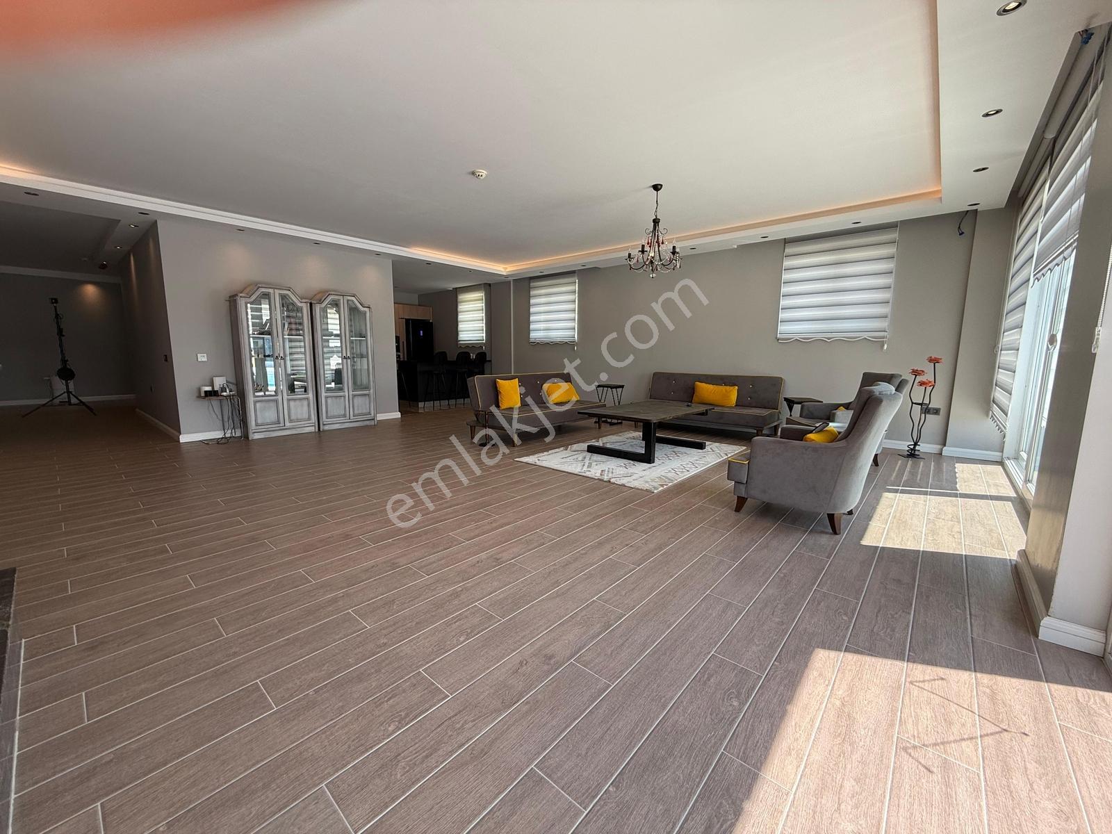 Gölbaşı Bahçelievler De 5+1 Havuzlu Müstakil Villa — fotoğraf 11