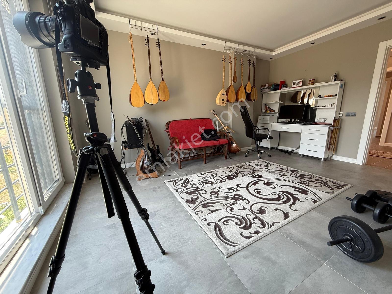 Gölbaşı Bahçelievler De 5+1 Havuzlu Müstakil Villa — fotoğraf 15