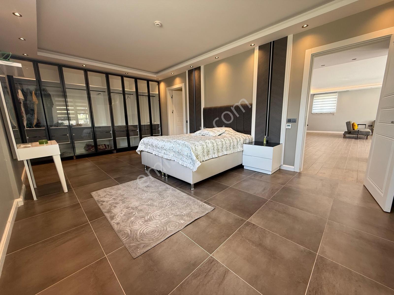 Gölbaşı Bahçelievler De 5+1 Havuzlu Müstakil Villa — fotoğraf 33
