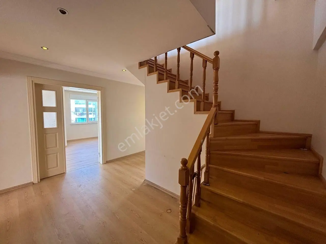 Fığla'da Full Manzaralı 5+1 280 M2 Dubleks 25 M2 Özel Depolu — fotoğraf 5